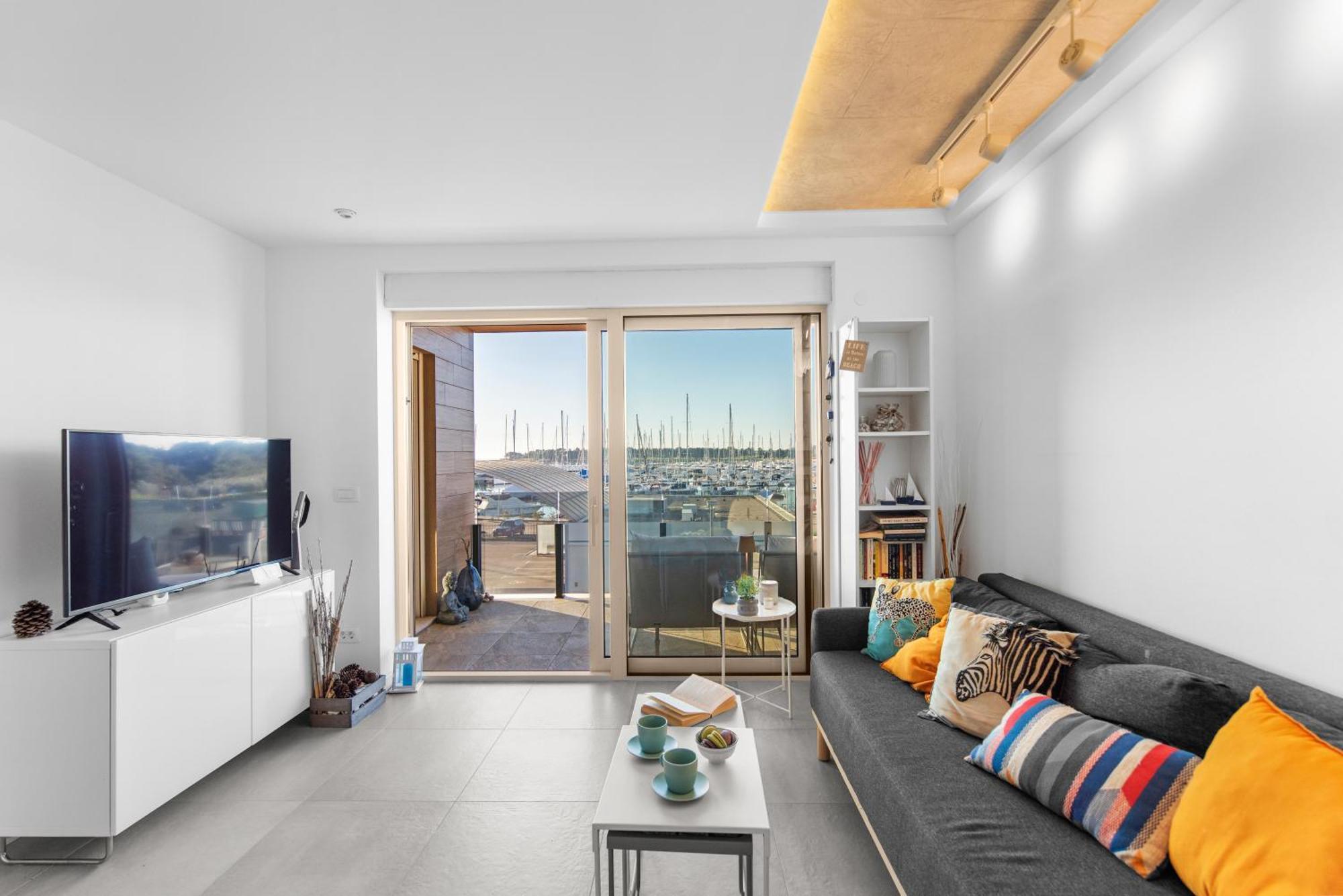 Apartments Mia Novigrad  Luaran gambar