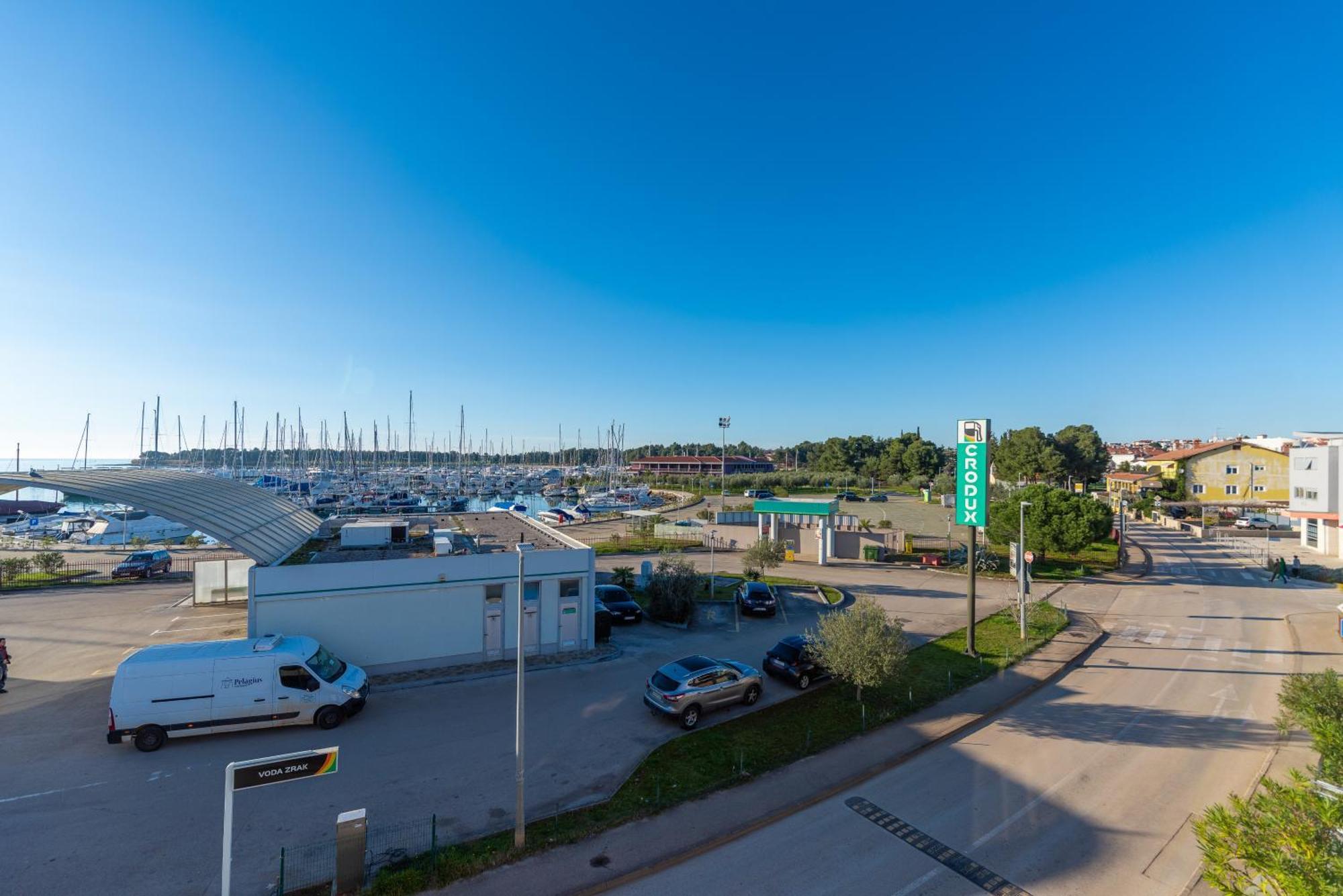 Apartments Mia Novigrad  Luaran gambar